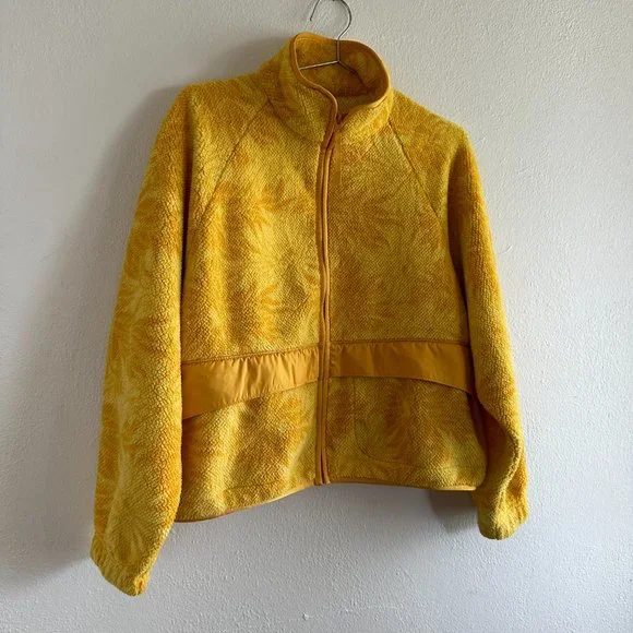 Nike Sportswear Cozy Sherpa Yellow Floral Fuzzy Jacket - Picture 2 of 5